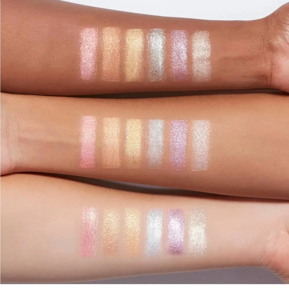 NIB Too Faced Cosmetics Rainbow Strobe Highlighter + Matching Rainbow Brush 🌈